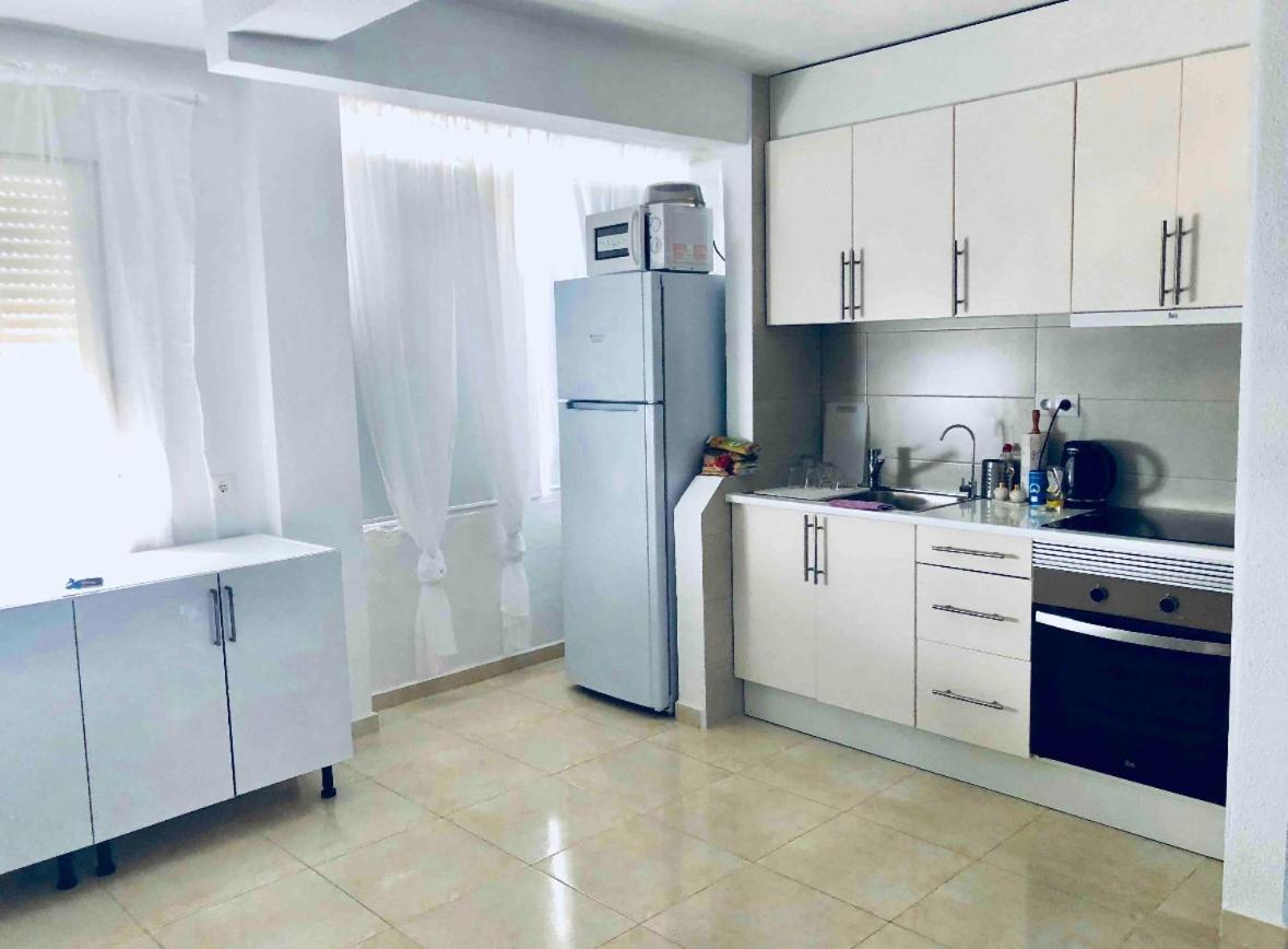 Apartamentos Yanina Gran Alacant Санта Пола Екстериор снимка